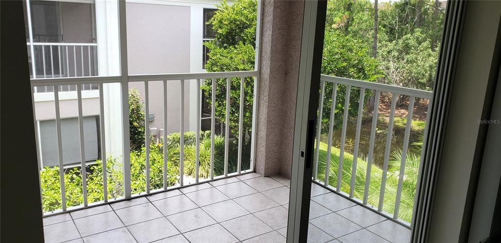 В аренду: $4,200 (2 спален, 2 ванн, 1099 Квадратных фут)
