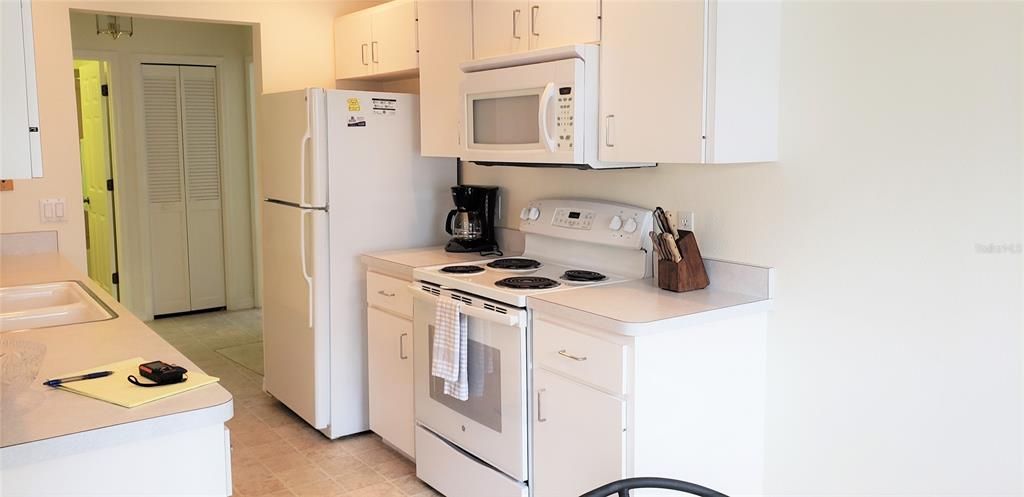 В аренду: $4,200 (2 спален, 2 ванн, 1099 Квадратных фут)