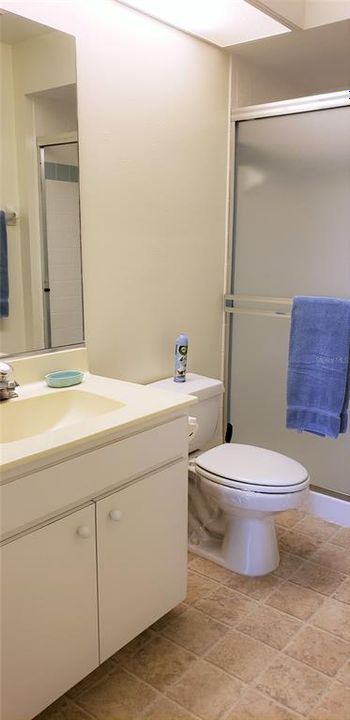 В аренду: $4,200 (2 спален, 2 ванн, 1099 Квадратных фут)