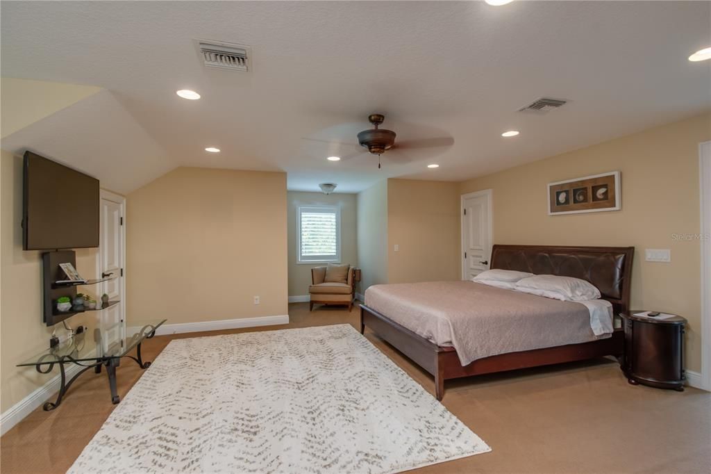 На продажу: $2,800,000 (5 спален, 5 ванн, 5947 Квадратных фут)