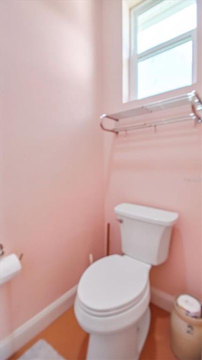 待售: $550,000 (3 贝兹, 3 浴室, 2320 平方英尺)