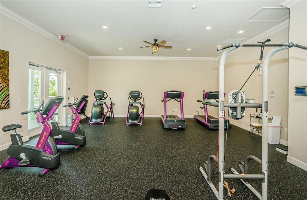 For Sale: $424,900 (2 beds, 2 baths, 1399 Square Feet)