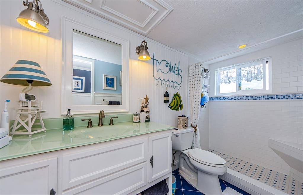 For Sale: $424,900 (2 beds, 2 baths, 1399 Square Feet)