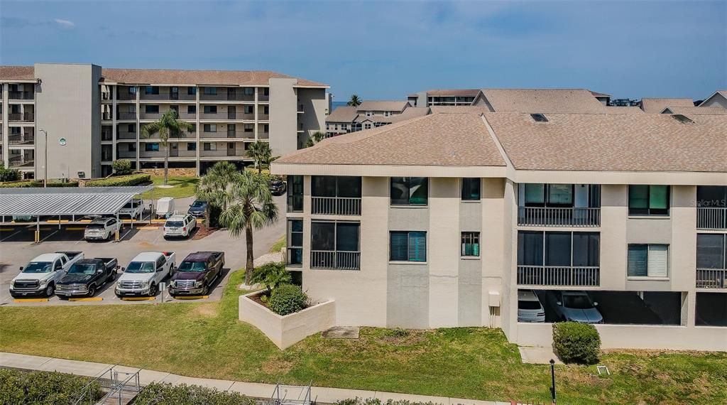 For Sale: $424,900 (2 beds, 2 baths, 1399 Square Feet)