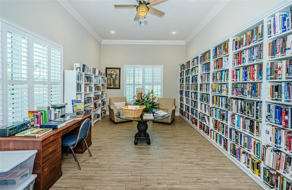 For Sale: $424,900 (2 beds, 2 baths, 1399 Square Feet)