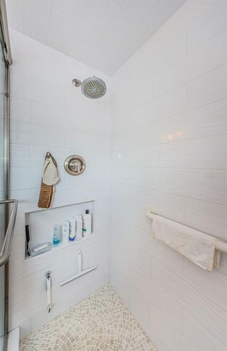 For Sale: $424,900 (2 beds, 2 baths, 1399 Square Feet)