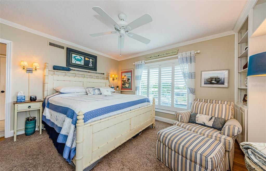 For Sale: $424,900 (2 beds, 2 baths, 1399 Square Feet)