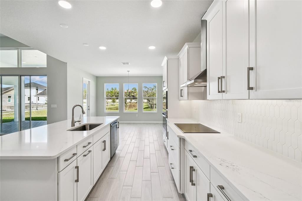 待售: $956,990 (4 贝兹, 3 浴室, 3460 平方英尺)