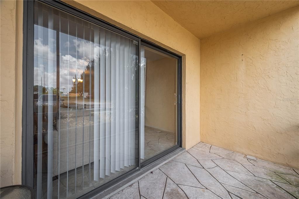 待售: $84,500 (2 贝兹, 2 浴室, 1085 平方英尺)