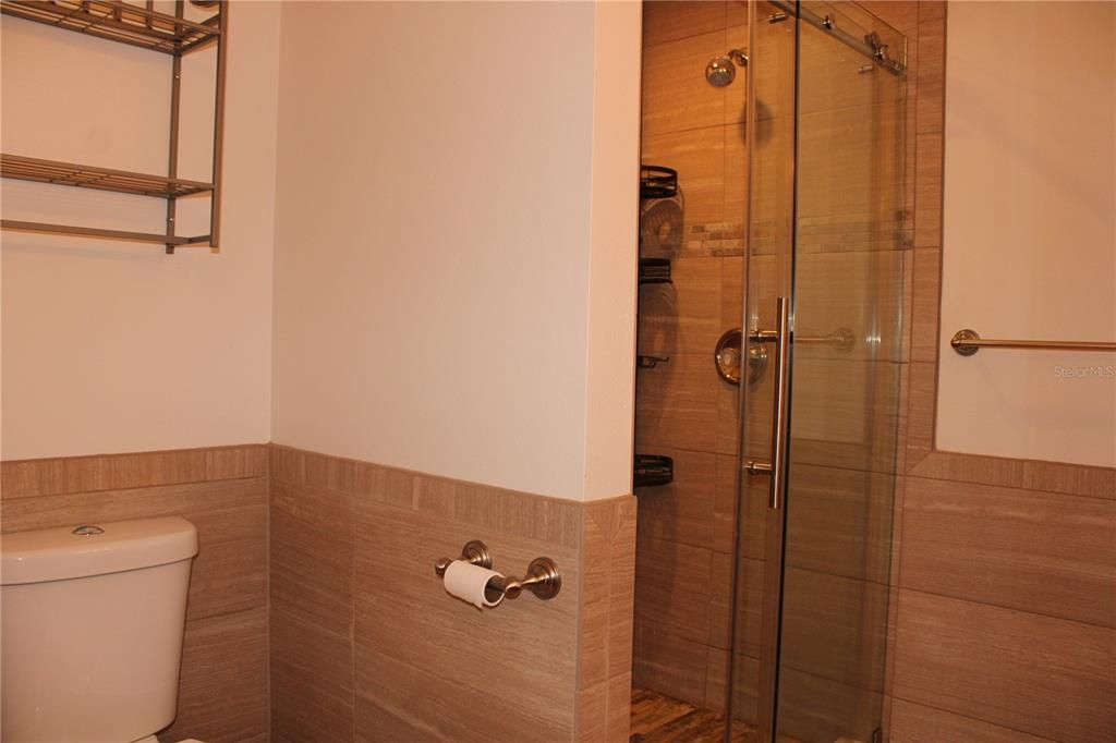 En Renta: $2,395 (3 camas, 2 baños, 1487 Pies cuadrados)