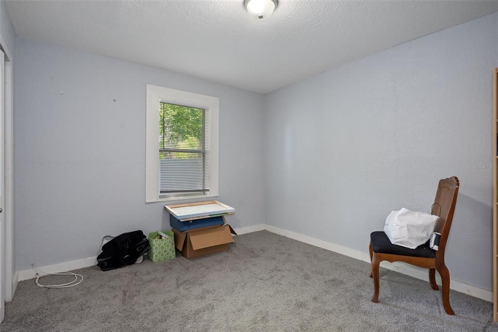 For Sale: $199,900 (3 beds, 2 baths, 1446 Square Feet)