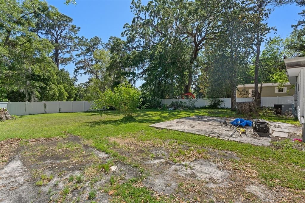 For Sale: $199,900 (3 beds, 2 baths, 1446 Square Feet)