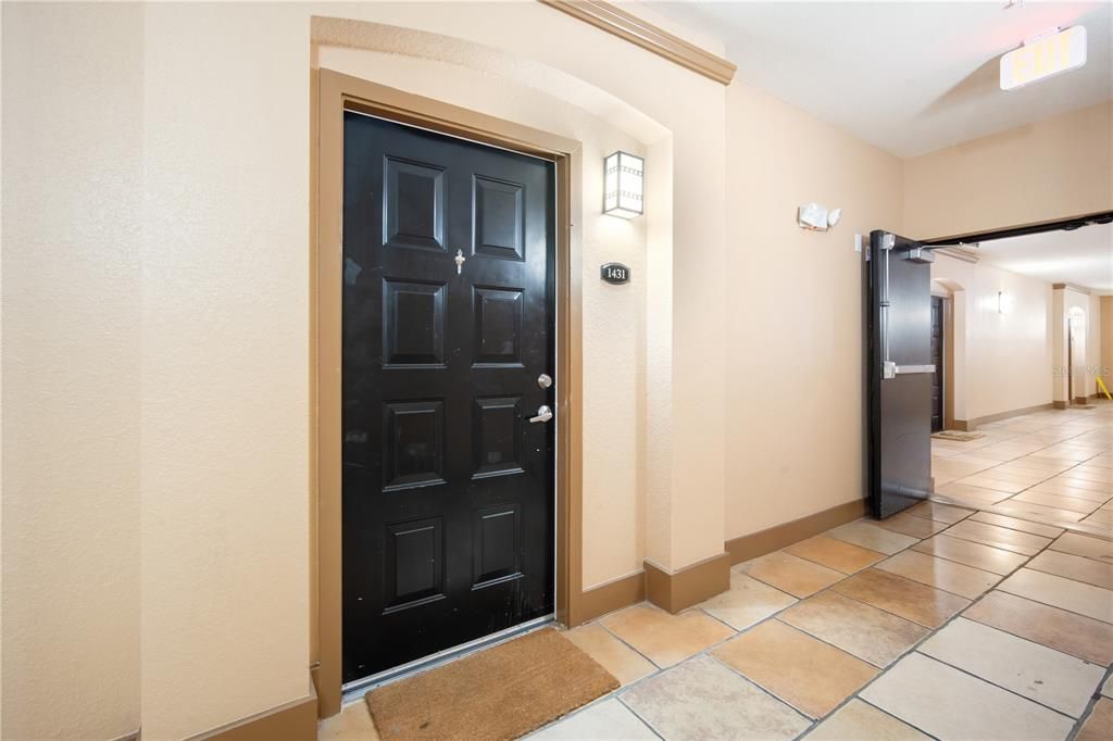 Activo con contrato: $1,700 (1 camas, 1 baños, 696 Pies cuadrados)