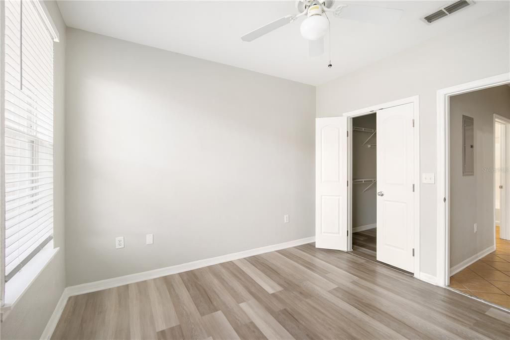 Activo con contrato: $1,700 (1 camas, 1 baños, 696 Pies cuadrados)