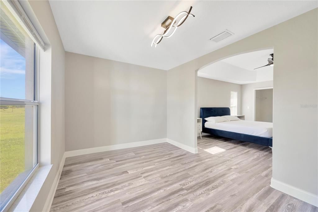 Active With Contract: $555,000 (3 beds, 2 baths, 3141 Square Feet)