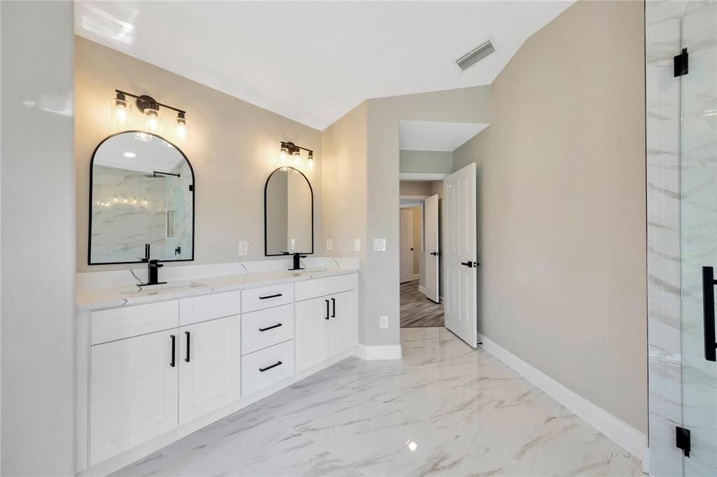 Active With Contract: $555,000 (3 beds, 2 baths, 3141 Square Feet)