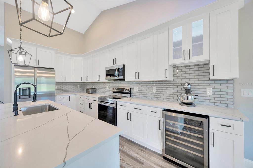 Active With Contract: $555,000 (3 beds, 2 baths, 3141 Square Feet)