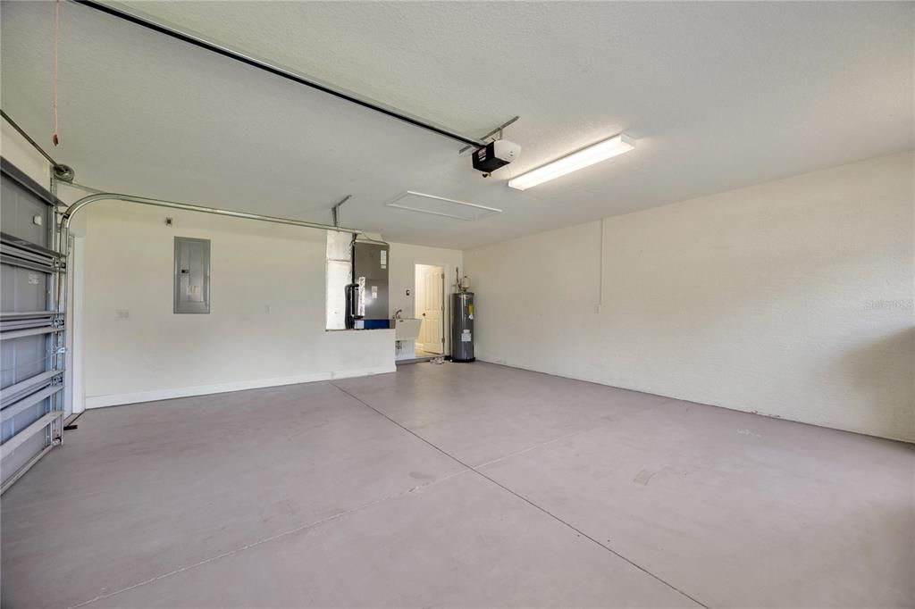 Active With Contract: $555,000 (3 beds, 2 baths, 3141 Square Feet)