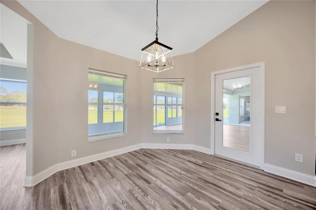 Active With Contract: $555,000 (3 beds, 2 baths, 3141 Square Feet)