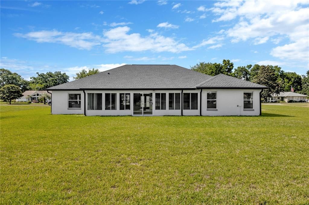 Active With Contract: $555,000 (3 beds, 2 baths, 3141 Square Feet)