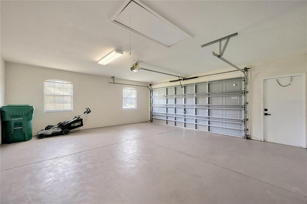 Active With Contract: $555,000 (3 beds, 2 baths, 3141 Square Feet)