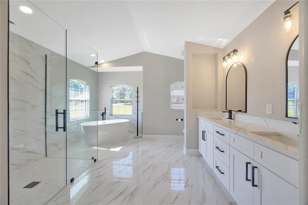 Active With Contract: $555,000 (3 beds, 2 baths, 3141 Square Feet)