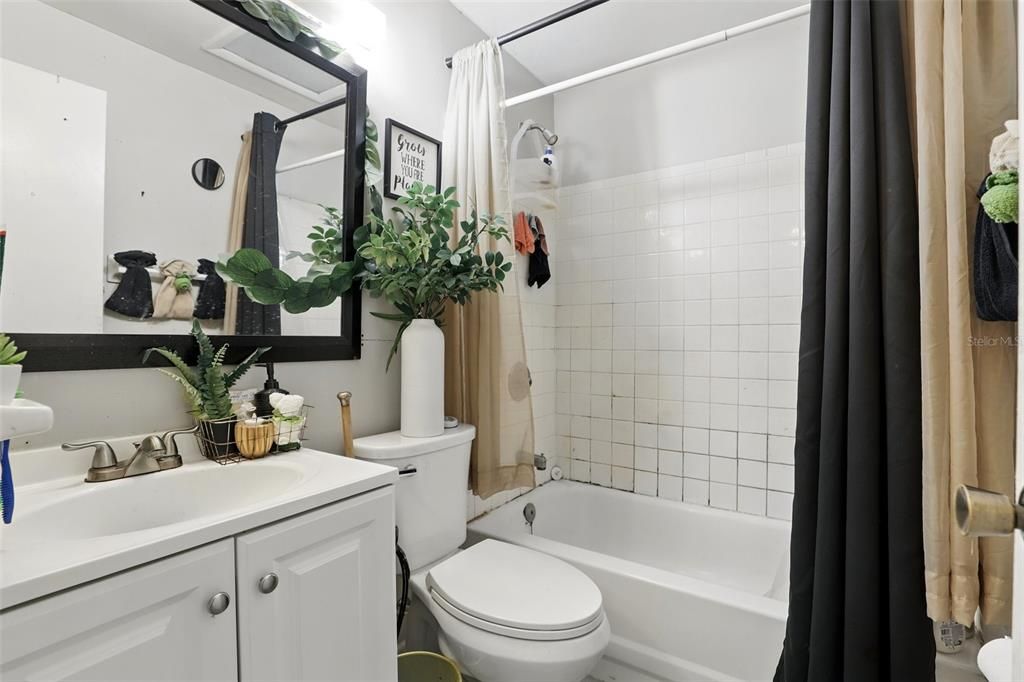 待售: $485,000 (4 贝兹, 0 浴室, 1772 平方英尺)