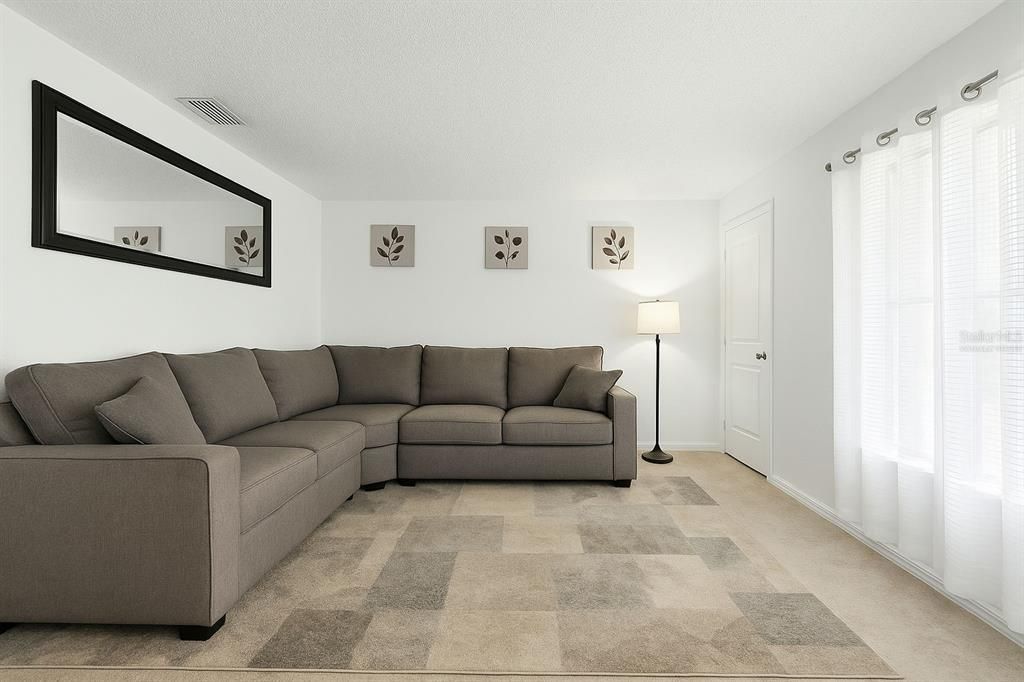 待售: $485,000 (4 贝兹, 0 浴室, 1772 平方英尺)