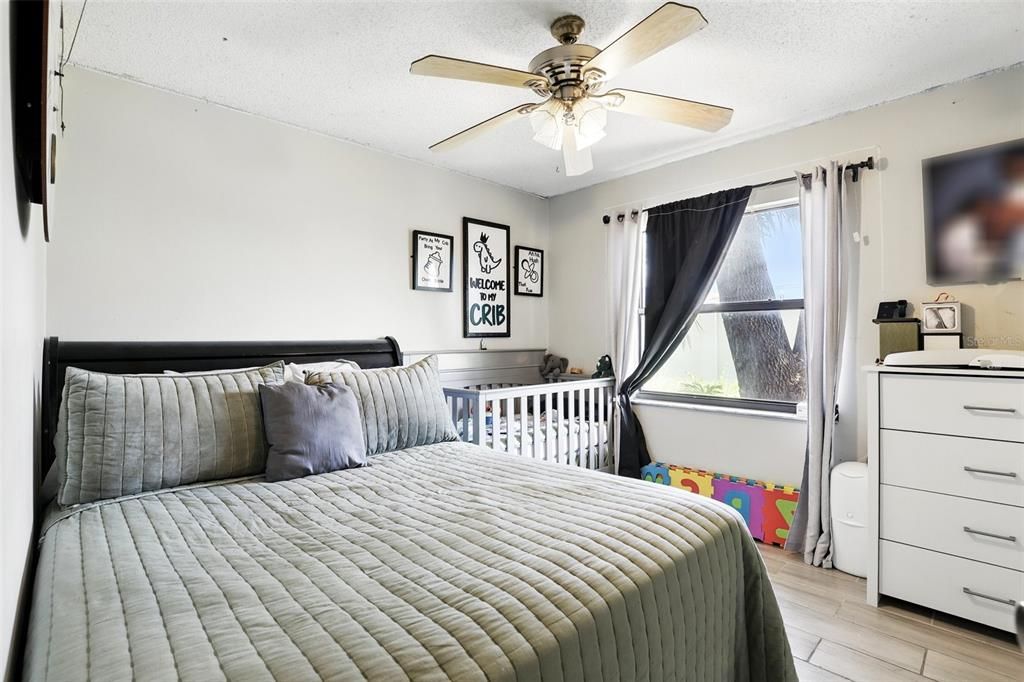 待售: $485,000 (4 贝兹, 0 浴室, 1772 平方英尺)