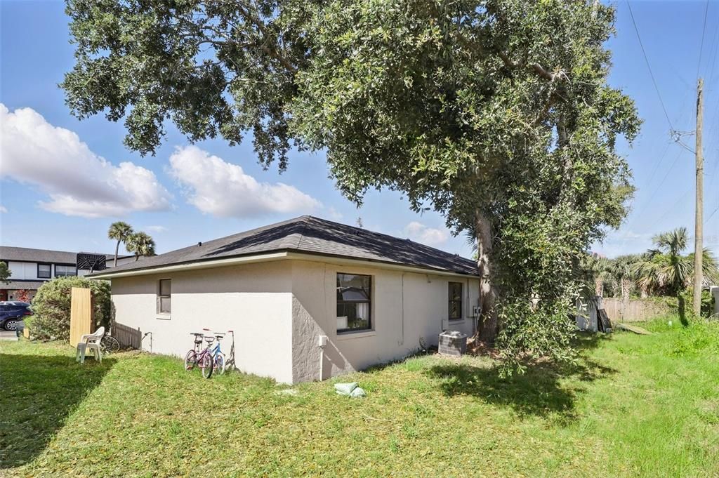 待售: $485,000 (4 贝兹, 0 浴室, 1772 平方英尺)