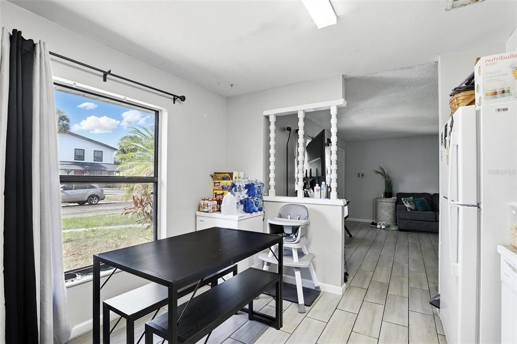 待售: $485,000 (4 贝兹, 0 浴室, 1772 平方英尺)