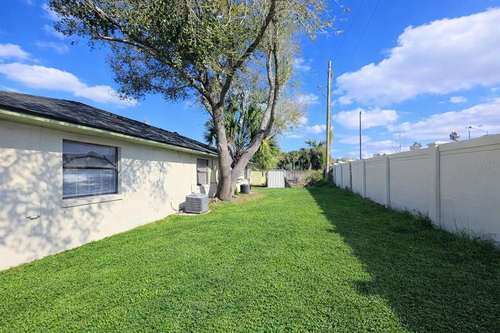 Activo con contrato: $485,000 (4 camas, 0 baños, 1772 Pies cuadrados)