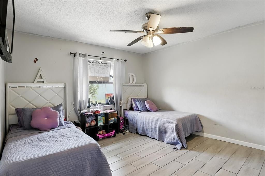 待售: $485,000 (4 贝兹, 0 浴室, 1772 平方英尺)