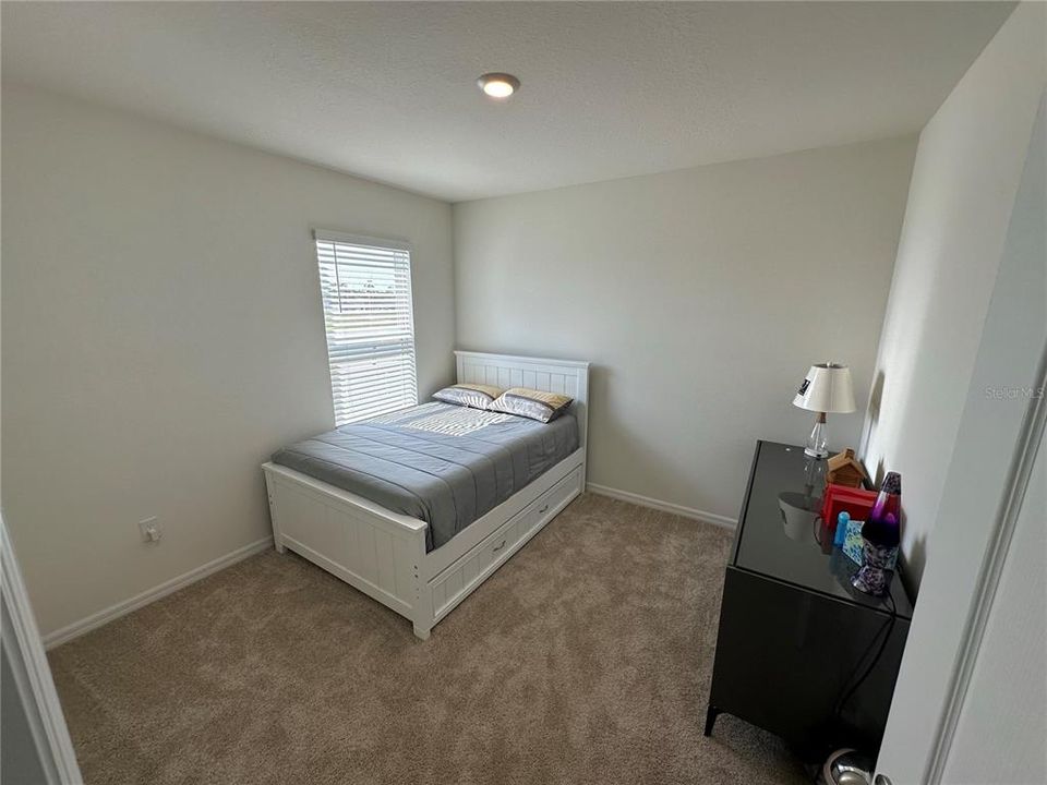 For Rent: $2,650 (5 beds, 3 baths, 2522 Square Feet)