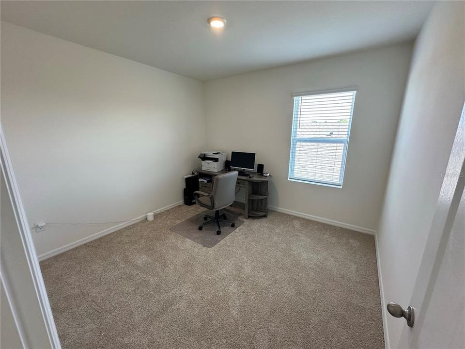 For Rent: $2,650 (5 beds, 3 baths, 2522 Square Feet)