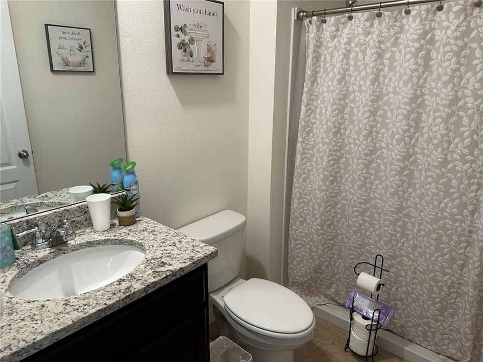 For Rent: $2,650 (5 beds, 3 baths, 2522 Square Feet)