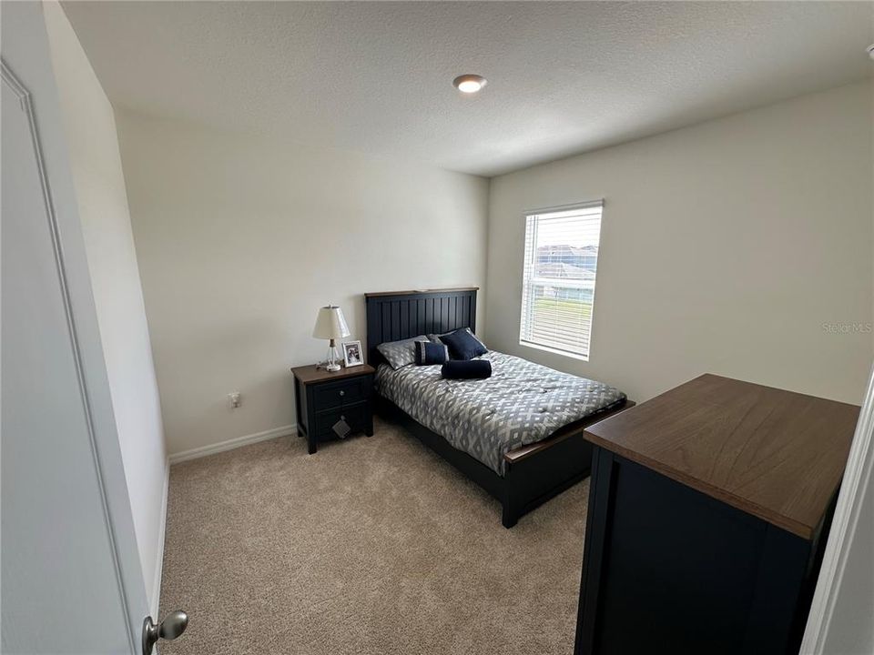 For Rent: $2,650 (5 beds, 3 baths, 2522 Square Feet)