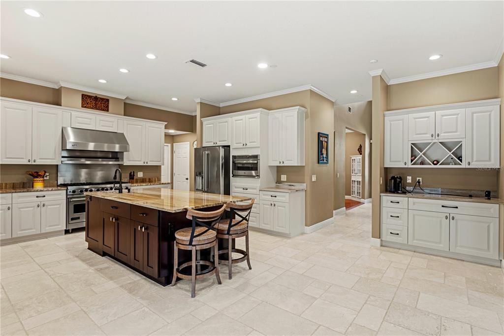 待售: $1,150,000 (5 贝兹, 5 浴室, 4653 平方英尺)