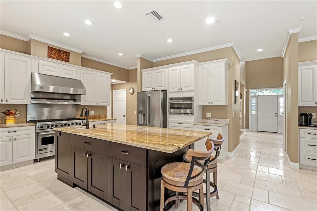 待售: $1,150,000 (5 贝兹, 5 浴室, 4653 平方英尺)