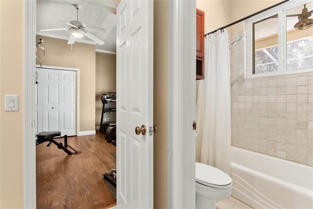 待售: $1,150,000 (5 贝兹, 5 浴室, 4653 平方英尺)