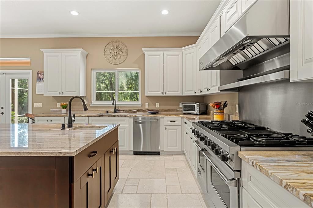 待售: $1,150,000 (5 贝兹, 5 浴室, 4653 平方英尺)