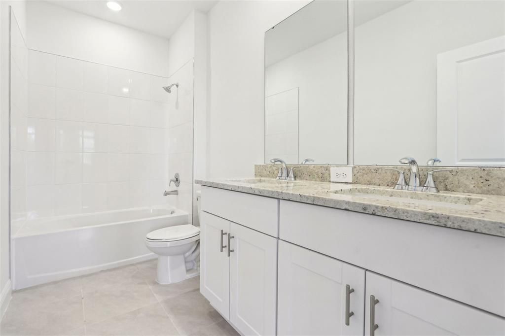 En Venta: $412,000 (4 camas, 2 baños, 2054 Pies cuadrados)