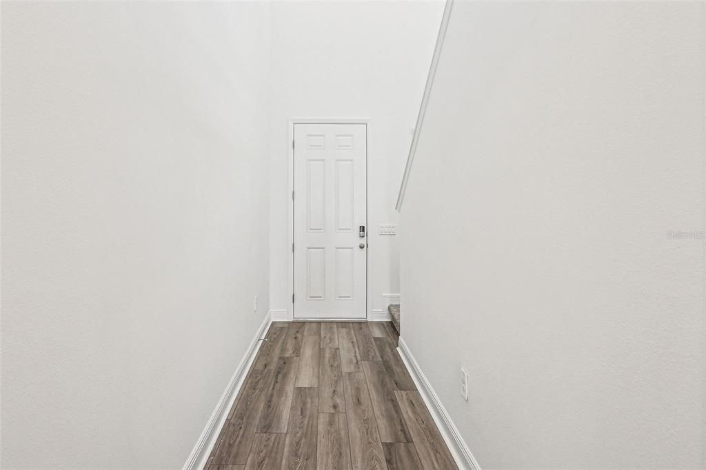 En Venta: $412,000 (4 camas, 2 baños, 2054 Pies cuadrados)