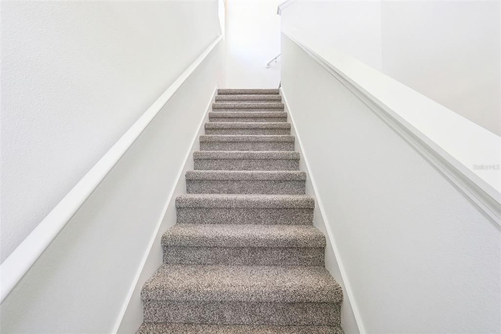 En Venta: $412,000 (4 camas, 2 baños, 2054 Pies cuadrados)