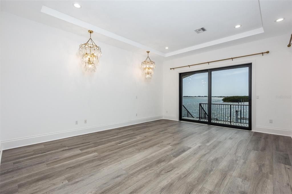 На продажу: $3,275,000 (3 спален, 4 ванн, 4577 Квадратных фут)