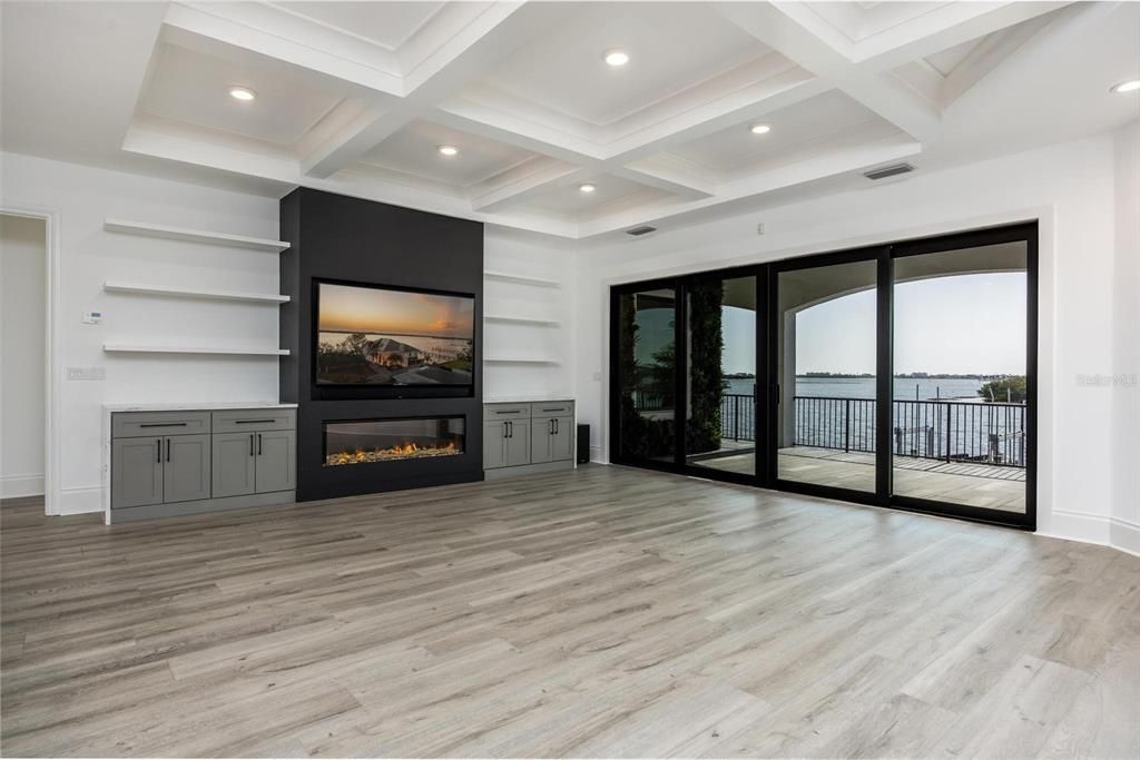 На продажу: $3,275,000 (3 спален, 4 ванн, 4577 Квадратных фут)