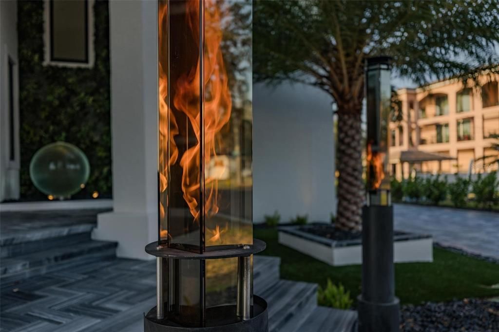 На продажу: $3,275,000 (3 спален, 4 ванн, 4577 Квадратных фут)