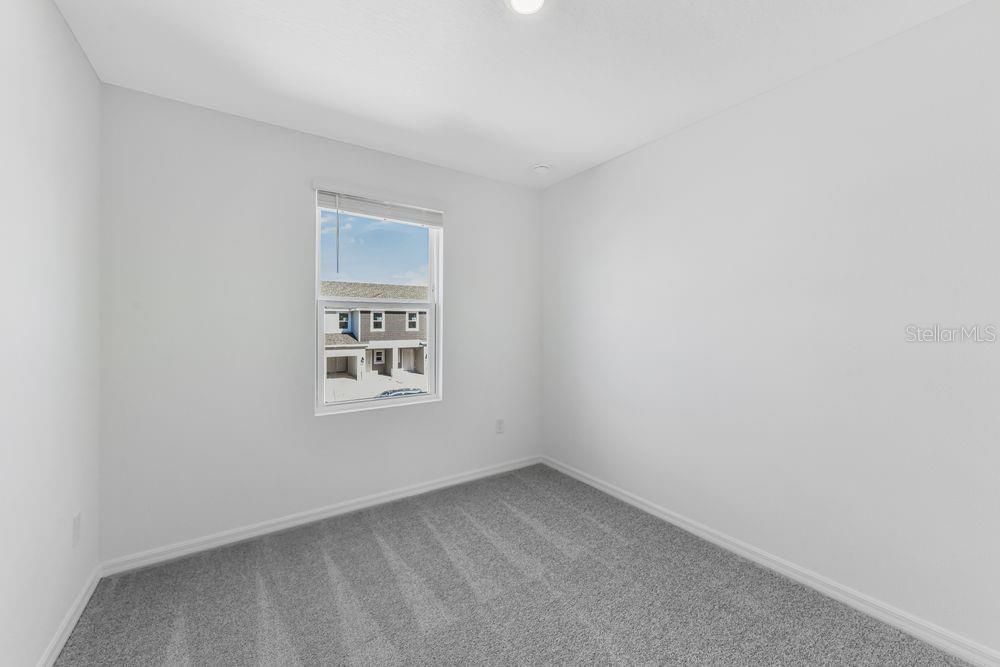 For Sale: $299,000 (3 beds, 2 baths, 1373 Square Feet)