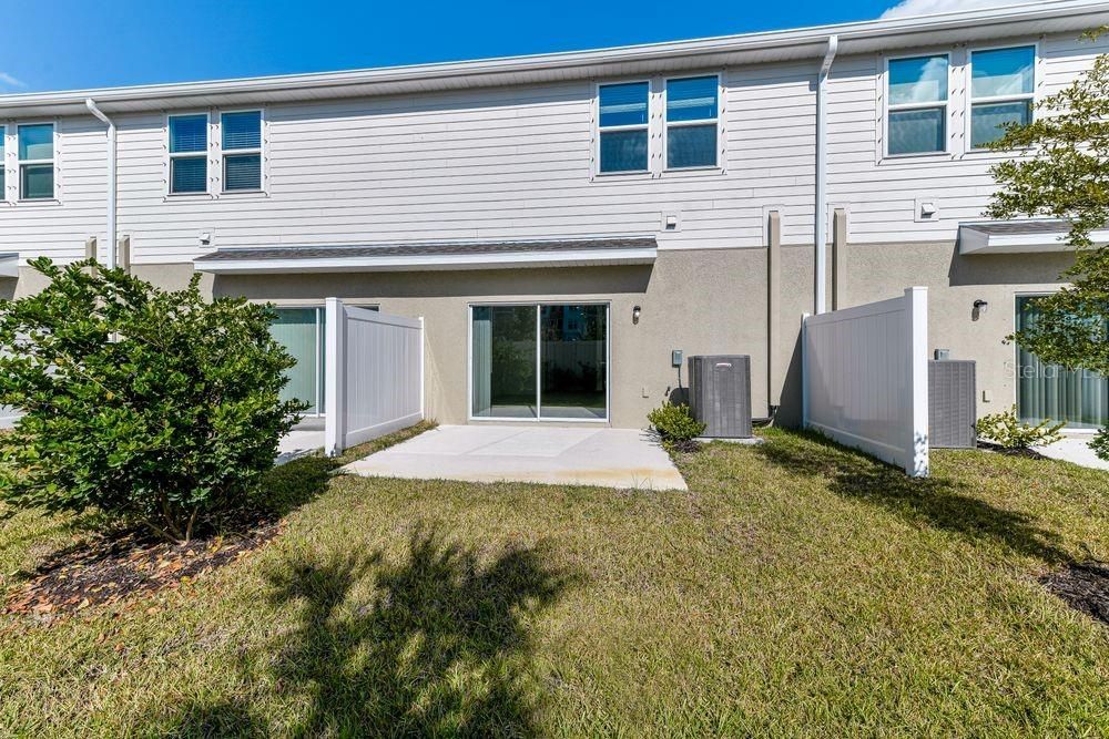 For Sale: $299,000 (3 beds, 2 baths, 1373 Square Feet)