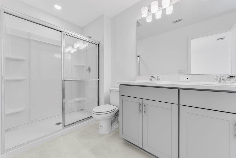 For Sale: $299,000 (3 beds, 2 baths, 1373 Square Feet)